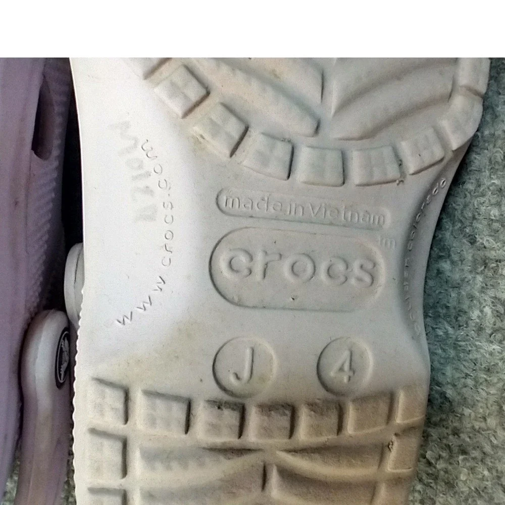 Crocs Classic Clog Kids Size J4 Pink Lavender Spartan Helmet Charm